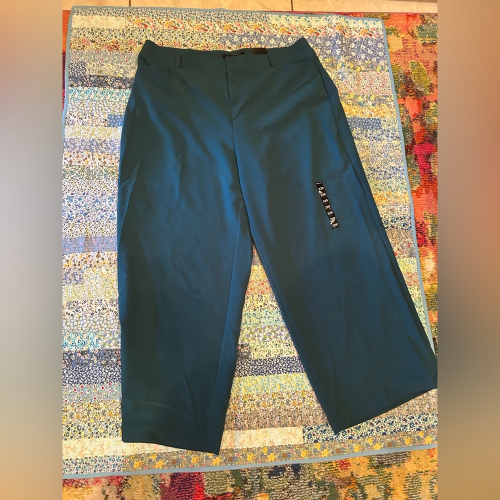NWT Torrid Teal Color Wide Leg Structured Trousers Size 22